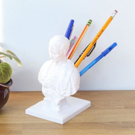 Neue 3D-Harzskulptur einer realistischen Figur in Anlehnung an Cäsar, ein kreativer Stifthalter und ein dekoratives Objekt (1/3)