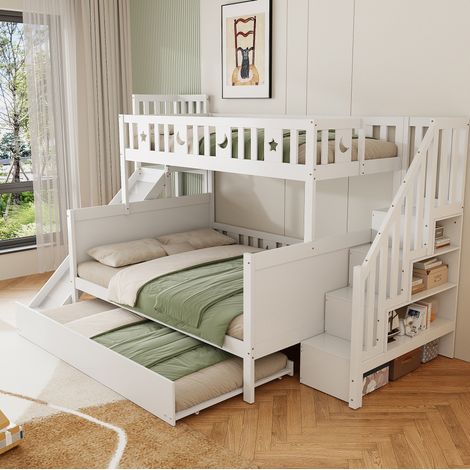Letto a castello bambini 90x200 cm e 140x200 cm con letto estraibile 90x190 cm, scivolo, ripiano e rete a doghe, in legno bianco, materasso non incluso (1/5)