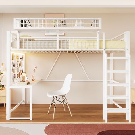 Lit mezzanine en métal 90 x 200 cm, avec bureau, filet de rangement astucieux, panier de rangement amovible, éclairage LED et prise électrique, avec échelle et barrière de sécurité, blanc (1/4)