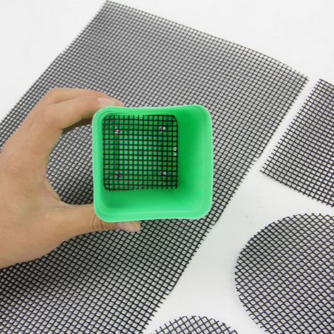 Rejilla de plástico para macetas – protección contra desbordamientos y alfombrilla de ventilación para bonsáis – juego de 5 piezas – 30 x 10 cm o 30 x 20 cm – material resistente (1/5)