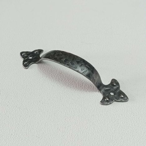 Maniglia per mobili da 90mm stile ferro battuto verniciata fumè (1/4)