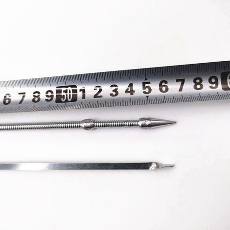 Der Ölmessstab 1174G0 9812767180 ist eine verbesserte Version für die 1,6-Liter-Turbomotoren der Modelle Peugeot 208, 3008, 508 und Citroën. Es handelt sich um einen Metallmessstab mit verbesserter Sk (1/4)