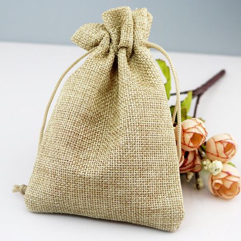 20PCS Jute Sac à Cordon Sachets en Jute Sacs Cadeau avec Cordon, Pochettes Sachets en Lin Chanvre Pochon Tissu pour Dragees Lavande Calendrier de l'avent Cadeau, 15x20cm