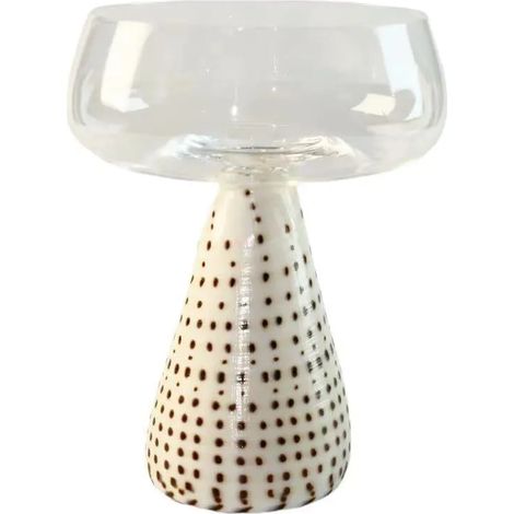 Verre à vin à pied en coquillage naturel, verre artistique en coquillage irrégulier, décoration intérieure.