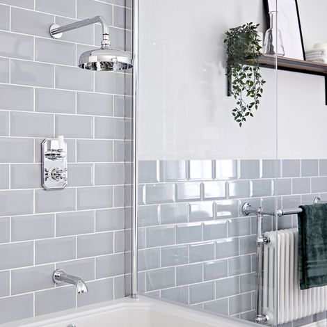 Hudson Reed Elizabeth - Kit de douche rétro - Mitigeur thermostatique à double fonctions avec inverseur&44 Pommeau pluie rond de 20 cm et Bec verseur baignoire mural - Chromé et Blanc (1/5)