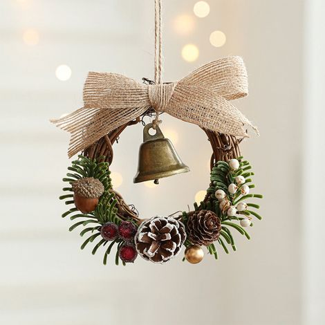 Guirlande De Noël - Couronne Décorative Avec Nœud Clochette Pomme De Pin Liens Végétaux - Décoration Porte Arbre Mur Extérieur Intérieur - 1 Pièce (1/5)