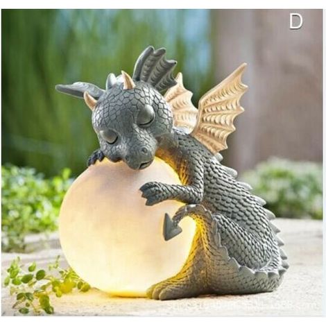 Statua decorativa da giardino in resina realizzata a mano, raffigurante un drago in posizione meditativa.