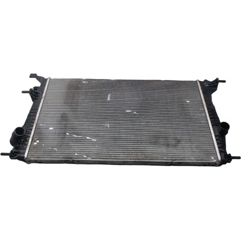 Radiateur RENAULT Megane [PRODUIT D'OCCASION]♻️214100057r (1/5)