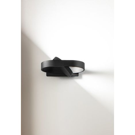 Applique Murale en Métal Noir, Lampe LED 6W Orientable avec Technologie CCT Sélectionnable 3000K-4000K-6000K, au Design Moderne par Perenz - Chic
