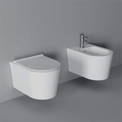 Sanitari Form sospesi senza brida cm. 50x35 con sedile sottile