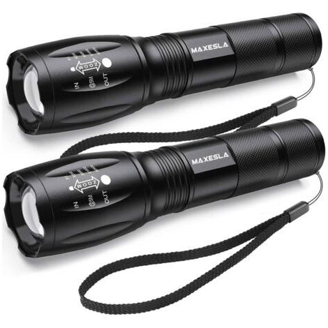 Lampe Torche LED Ultra Puissante, 2000 Lumens Lampe de Poche, IP65 Étanche Lampe Tactique, Zoomable, 5 Modes D'éclairage, Antichoc Anti-dérapant pour Camping Randonnée Urgence, Lot de 2 [Classe énergé