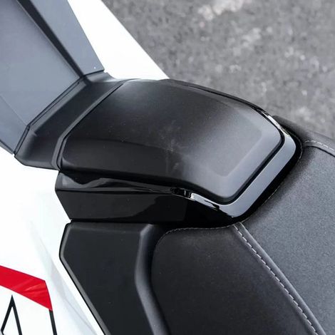 Front center seat fairing for the Honda X-ADV 750 motorcycle (2021-2023 models). (1/5)