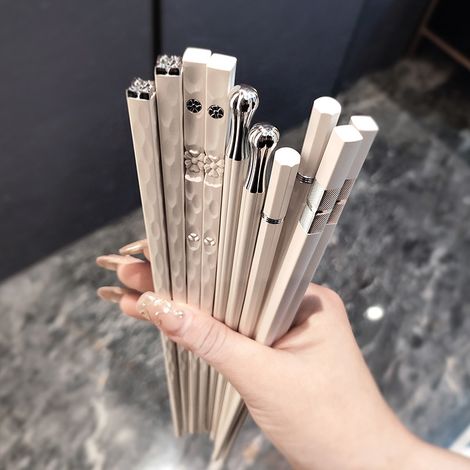 Lot de 5 paires de baguettes en fibre de verre argentées, élégantes et épurées, réutilisables, adaptées à un usage domestique et hôtelier (24 cm)