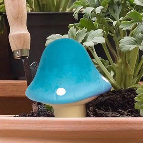 4er-Pack niedliche automatische Pilz-Pflanzenbewässerungseinsätze für den Garten