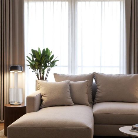 Lampe rechargeable noire avec vase en verre design ALMA (1/5)