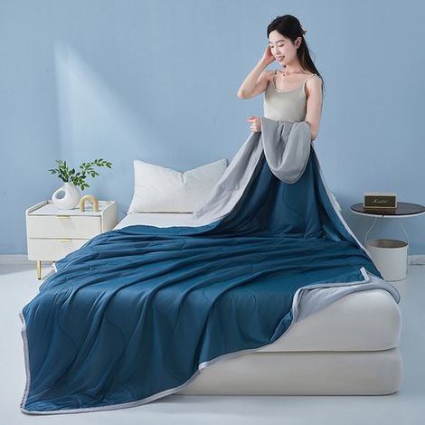 Couverture rafraîchissante - 100x150 cm - Couverture rafraîchissante - Couverture d'été - Polyester - Couette d'été fine - Couverture auto-rafraîchissante - Bleu foncé (1/3)