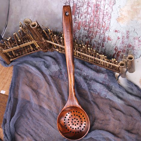 Écumoire en bois, cuillère à trous en bois, louche à long manche, ustensile de cuisine (1/5)