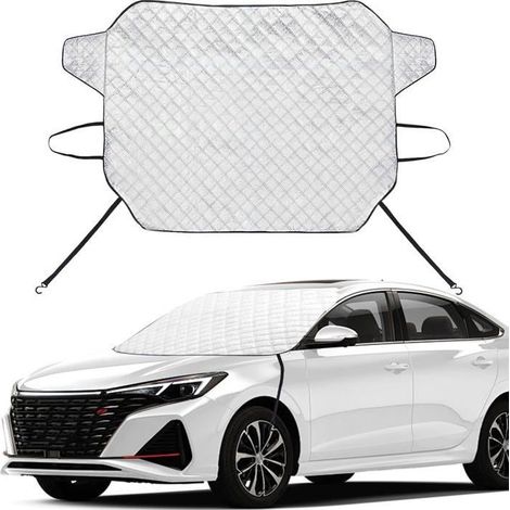 Pare-brise de voiture à trois couches avec protection contre la neige et la glace, assurant une protection efficace. (1/5)