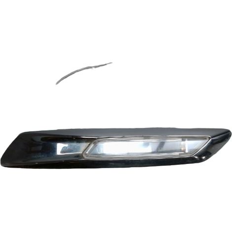 [PRODUIT D'OCCASION] Repetiteur Aile Droit BMW Serie 5 ♻️ Ref Oe. 63137154168 - Garantie à vie (1/3)