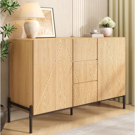 Credenza in MDF con ante geometriche texturizzate e cassetti centrali, finitura naturale, 115,5x40x76 cm (1/5)