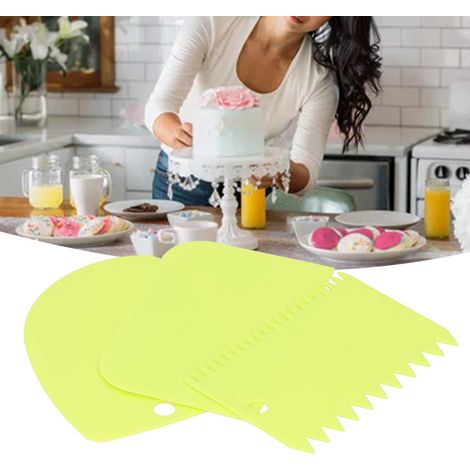 Ensemble de 3 racloirs à crème pour gâteaux, emporte-pièces pour pâtes et pâtisseries, outil de cuisine et de pâtisserie maison (vert). (1/5)