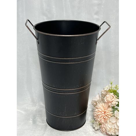 Verzinkter Eisen-Blumenkübel, auslaufsicherer Eisen-Blumentopf, Vintage-Blumenarrangement