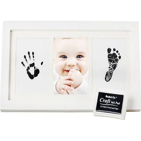 Kit per incorniciare le foto con l'impronta della manina del neonato: un regalo perfetto per il baby shower.