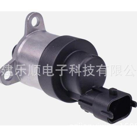 La vanne SCV 1J801-50540 est compatible avec les tracteurs Kubota KX040-4 L3301DT L3560DT L3901D. (1/4)