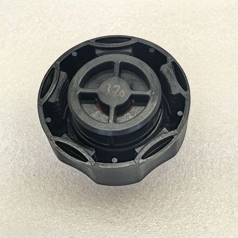 21430-AX30A 21430AX300 is suitable for 08-15 Nissan Qashqai/Kicks P15 auxiliary water tank cap/water bottle cap (1/4)