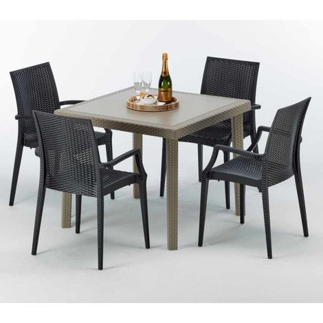 Mesa Cuadrada Beige 90x90 cm y 4 Sillas De Colores Elegance