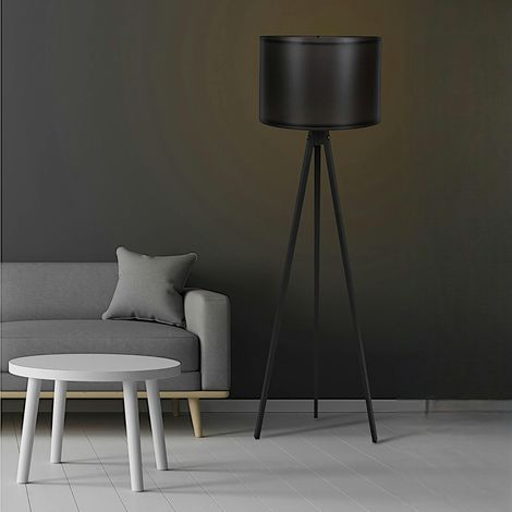 Pier Import – Lampadaire trépied noir moderne 145 cm – Abat-jour polyester 38 cm – Pieds en MDF mélaminé – Câble 200 cm – Protection IP20 (1/2)