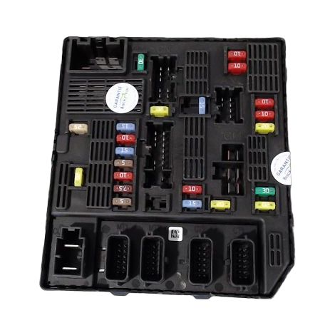 Boite A Fusibles RENAULT Megane [PRODUIT D'OCCASION]♻️284b69009r