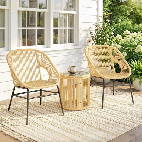 Ensemble bistro 3 pièces en rotin et acier avec 2 chaises. Table ronde avec plateau en verre trempé. Beige.
