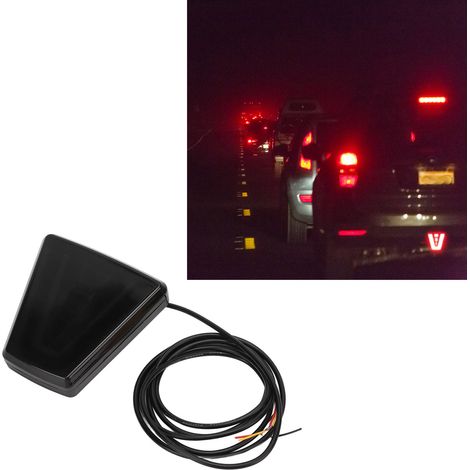 Universelle, hochhelle V-förmige Stroboskop-Bremsleuchten im F1-Stil für Autos, erweitert um LED-Fahrblinker-Rückleuchten und Rückfahrgeschwindigkeitsregelung. (1/5)
