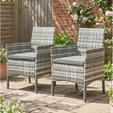 Lot de 2 fauteuils de jardin en polyrotin gris avec coussins et structure en acier (1/5)