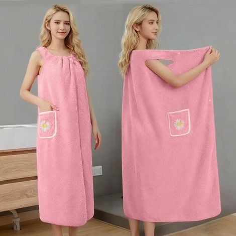 Two pink bath skirts (100 x 145 cm each), plus thick bath towels and absorbent coral fleece bathrobes. (1/5)