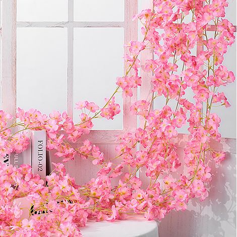 Fleurs artificielles en rotin, guirlande de 1,8 m, 135 fleurs, rose foncé, décoratives et éclatantes. (1/5)