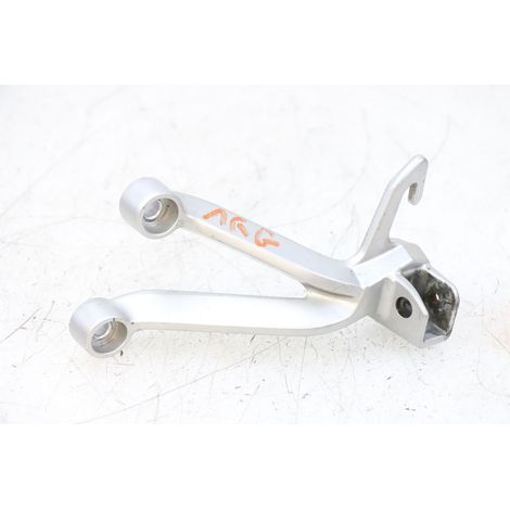 [PRODUIT D'OCCASION] PLATINE CALE PIED ARRIERE GAUCHE SUZUKI GSXR GSX-R 1000 2003 - 2004 (1/5)