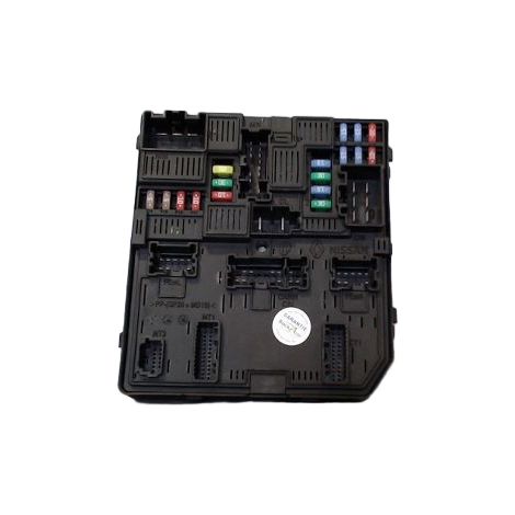 [PRODUIT D'OCCASION] Boite A Fusibles RENAULT Megane ♻️ Ref Oe. Usm1n - Garantie à vie (1/4)