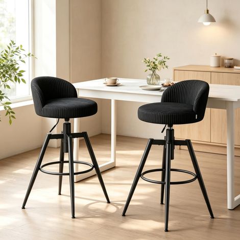 Set de 2 taburetes de bar giratorios negros de terciopelo acanalado, regulables en altura con respaldo bajo, reposapiés y patas metálicas – FLORAGRACE para cocina (1/5)