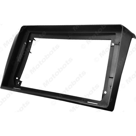 9-inch versatile frame suitable for 2008-2013 Mazda 3 models with three large screens and Android navigation system. (1/4)