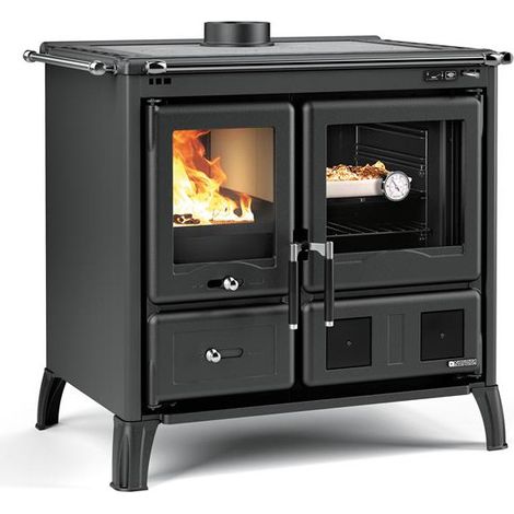 La Nordica – Cuisinière à bois 9.5kW – Puissance 9.5 kW – Rendement 86.7% – Taille des bûches 30 cm – Label énergie A+ – Raccord fumée 150 mm (1/5)