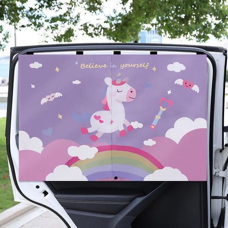 Un pare-soleil de voiture, offrant protection solaire, isolation thermique et ombrage rideau de vitre latérale arrière. (1/5)