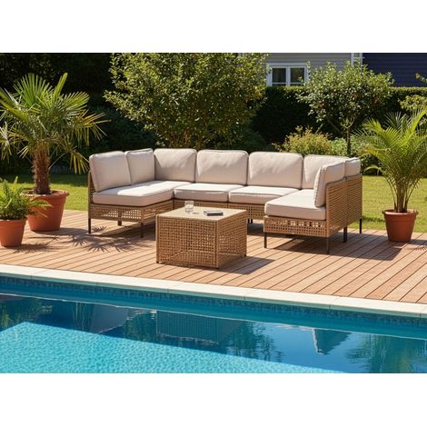 Sofá modular de exterior en forma de U de ratán sintético con mesa de centro de vidrio 6 plazas estructura de metal con cojines beige claro OMEGANA (1/5)