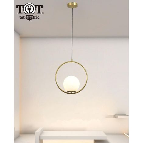 Lampadario a sospensione cerchio metallo con sfera in vetro bianco attacco E27 oro design moderno minimal (1/8)