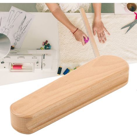 Clapper en Hêtre Écologique et Sécurisé pour Couturiers - Fonction Multiusage pour Lisser les Vêtements et Éliminer les Plis (1/5)