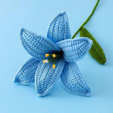 fleur artificielle de lys au crochet, décoration intérieure, cadeau d'anniversaire, en coton tissé à la main.bleu (1/5)
