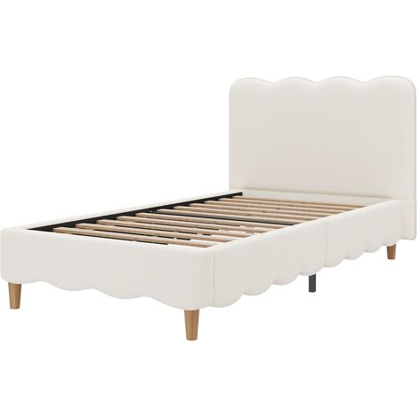 Lit enfant 90 x 200 cm en bouclé blanc avec sommier, tête de lit et pieds en bois (1/5)