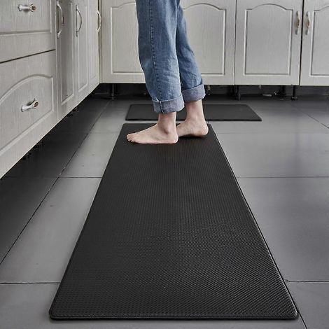 Tapis de cuisine antidérapant et imperméable, anti-fatigue, épais et rembourré, gris ou noir (1/5)