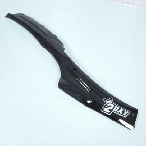 Sabot bas de caisse droit origine pour Scooter Chinois 50 QT noir (1/3)